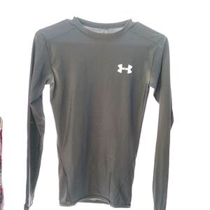 Under Armour shirt 